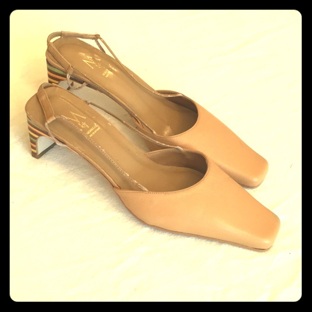 Ladies shoes